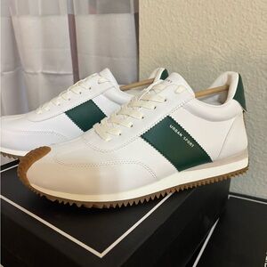 Urban Sports Women’s White and Green Sneakers